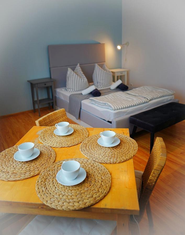 Iwona Pokoje Apartamenty คาร์เวีย ภายนอก รูปภาพ