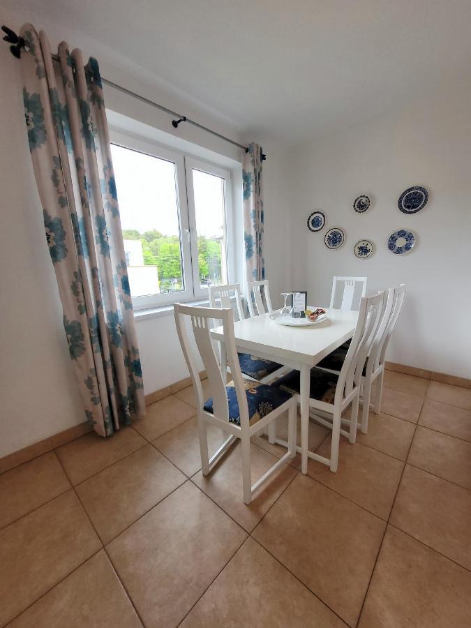 Iwona Pokoje Apartamenty คาร์เวีย ภายนอก รูปภาพ